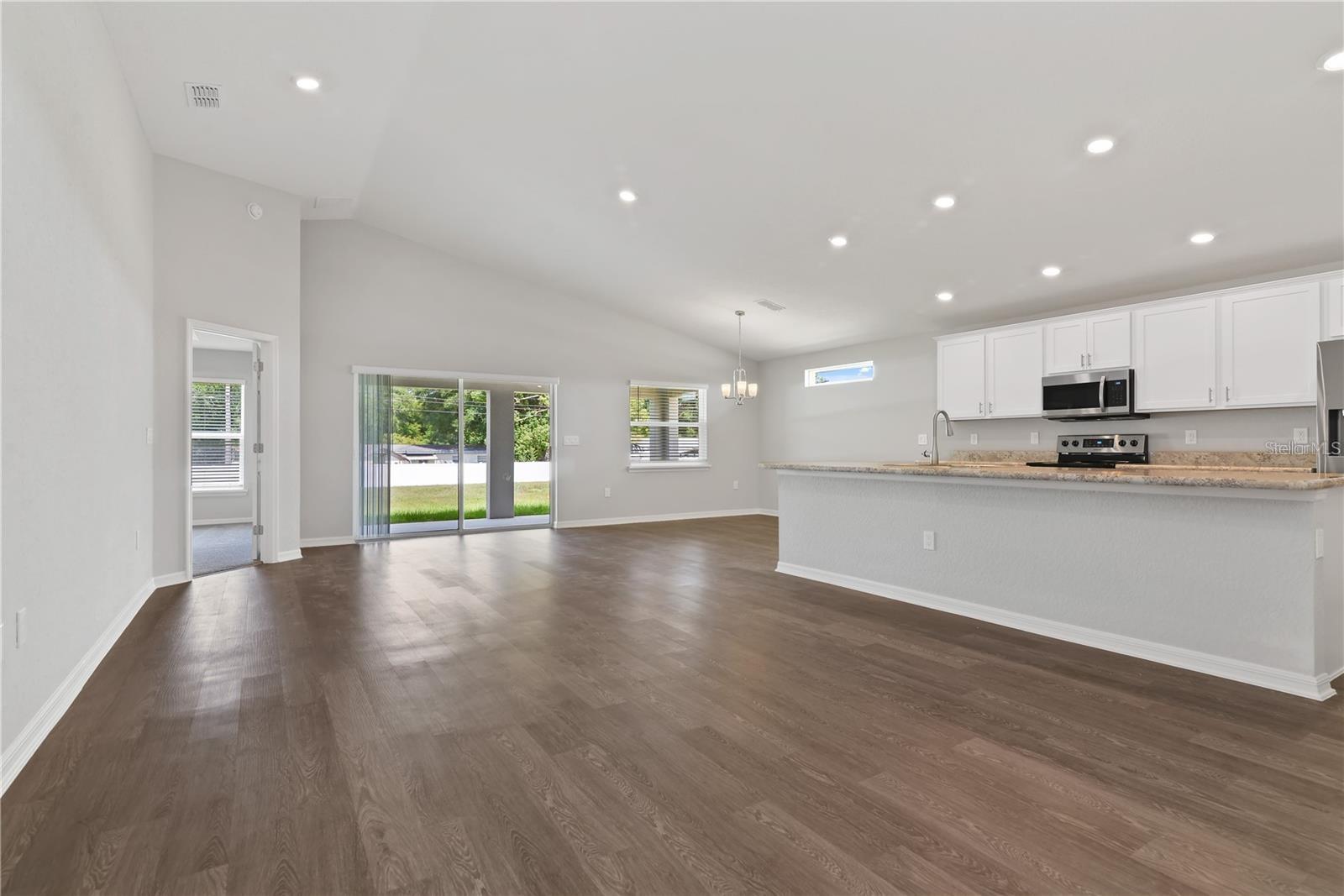 Image 18 of 33 For 6392 Gardner Drive