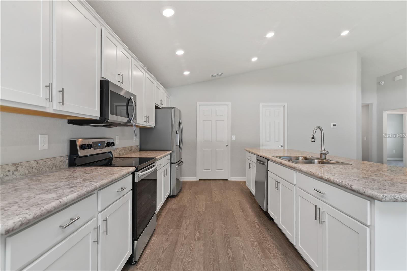 Image 6 of 33 For 6392 Gardner Drive