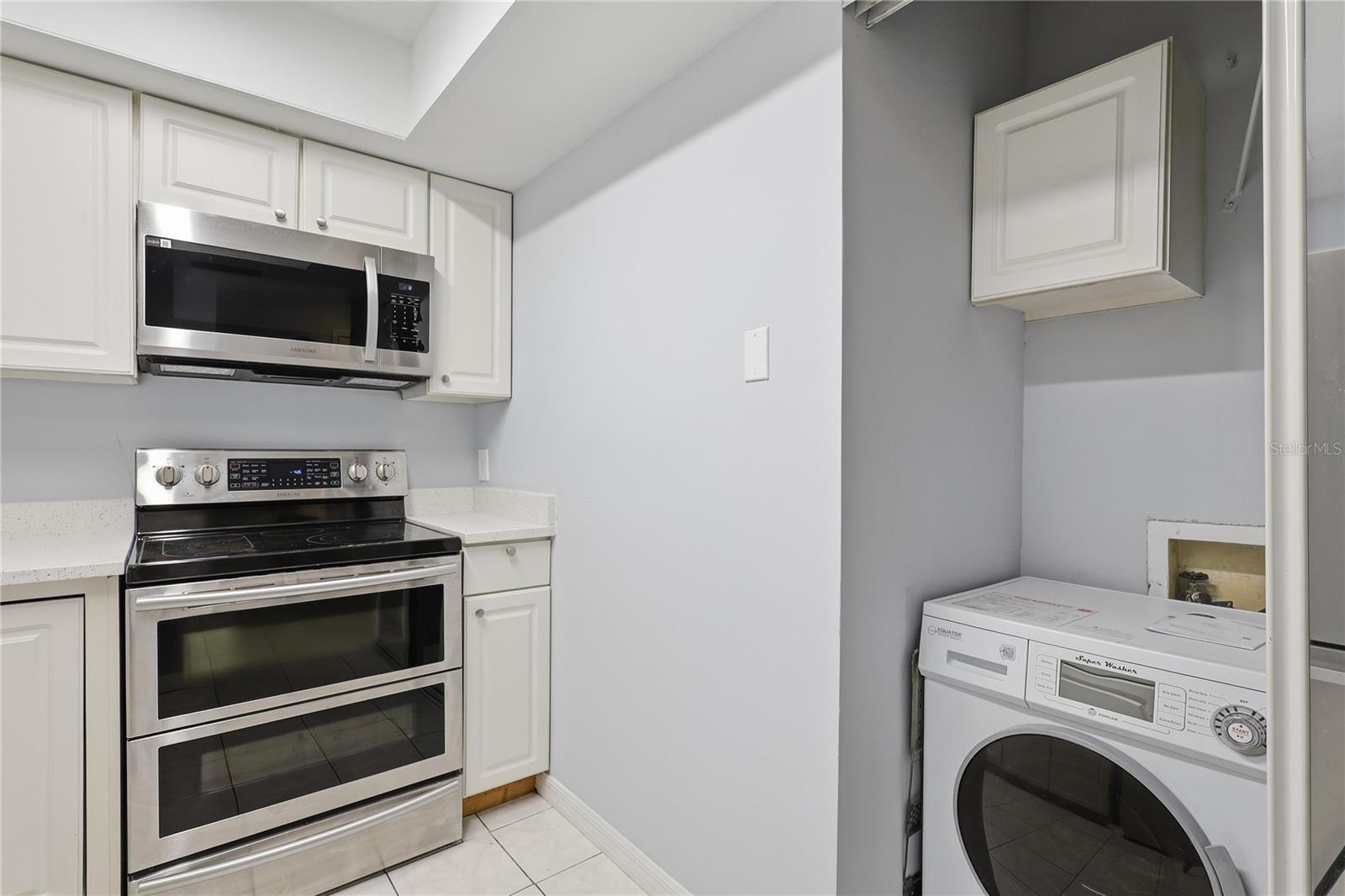 Image 11 of 20 For 3801 Oak Drive A72