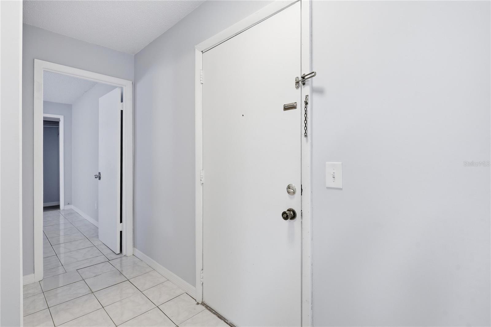 Image 8 of 20 For 3801 Oak Drive A72
