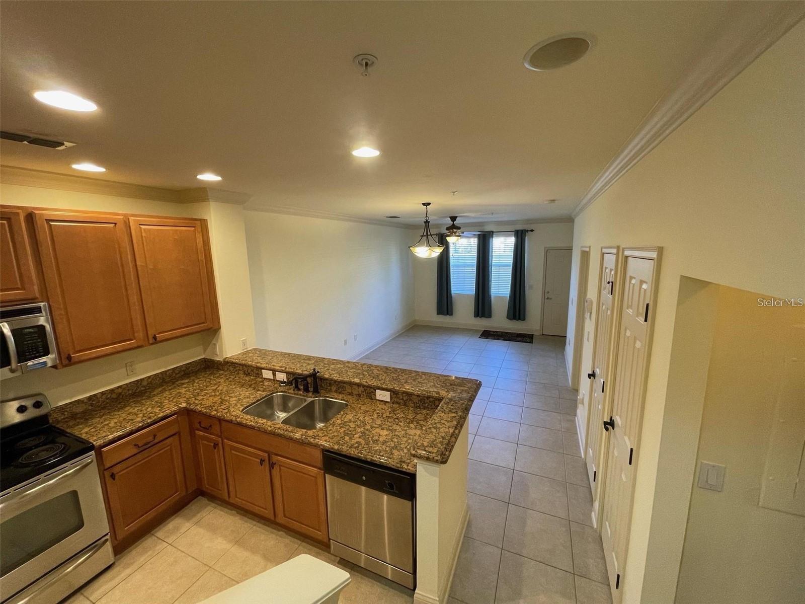Image 3 of 11 For 2846 Bella Vista Drive