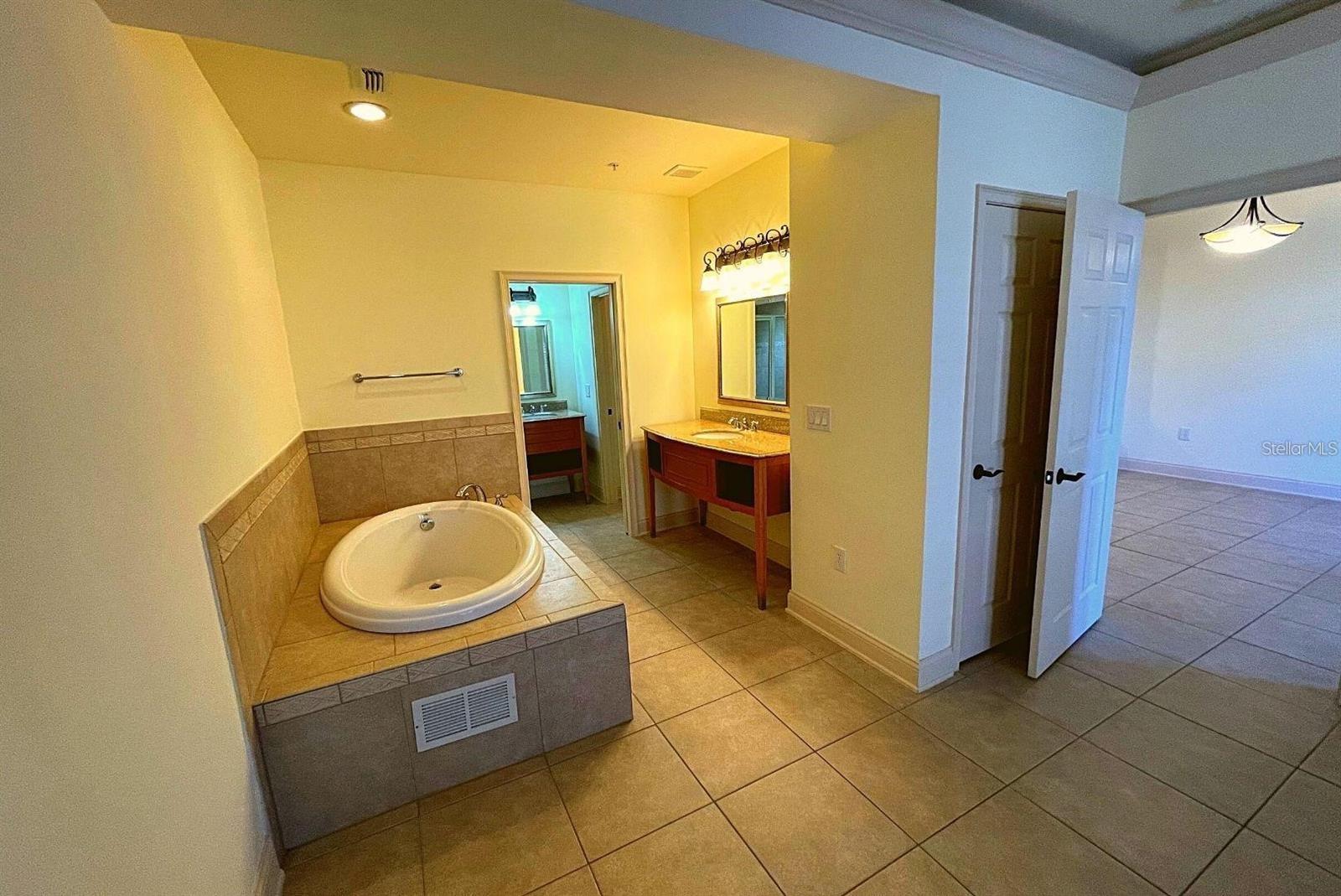 Image 6 of 11 For 2846 Bella Vista Drive