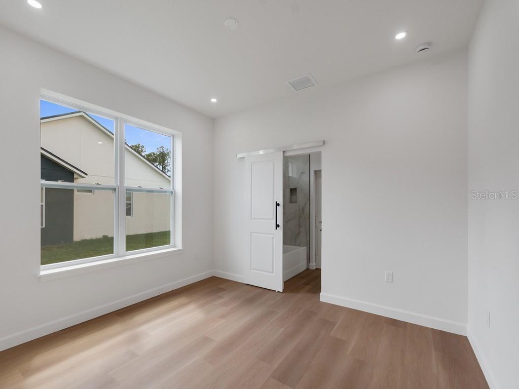 Image 16 of 21 For 2602 De Groodt Road Sw