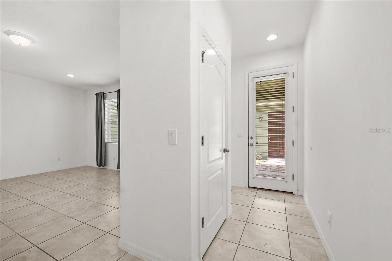 Image 11 of 36 For 14154 Shocklach Drive
