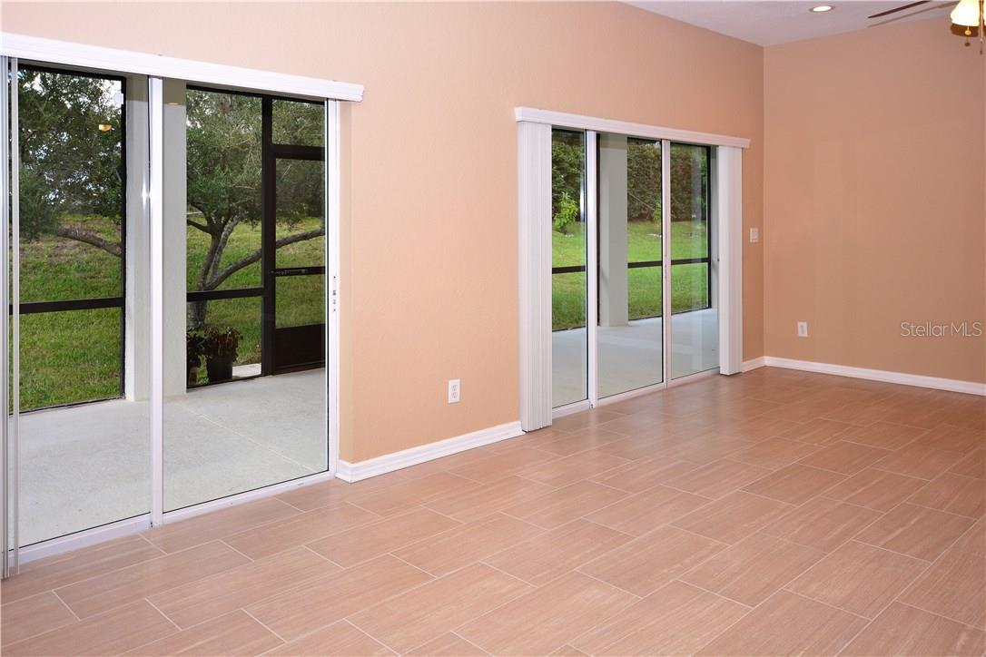 Image 19 of 22 For 10747 Masters Drive