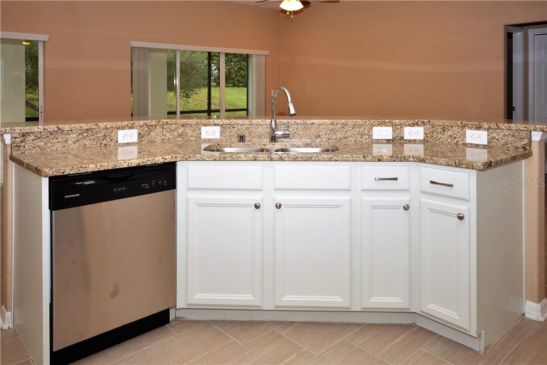 Image 6 of 22 For 10747 Masters Drive