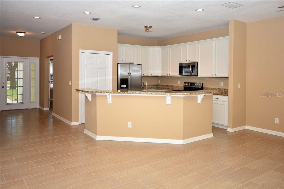 Image 7 of 22 For 10747 Masters Drive