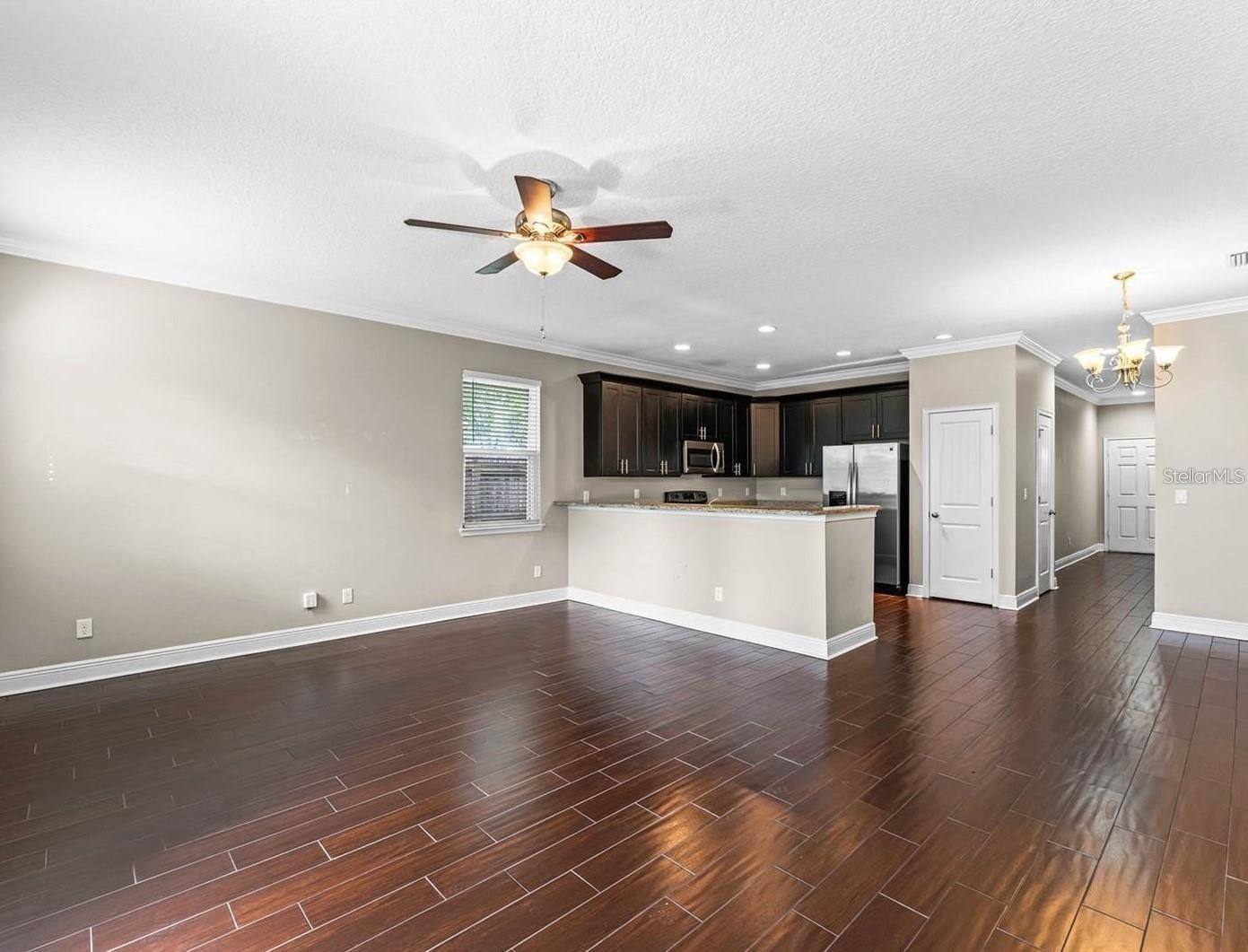 Image 11 of 33 For 2544 Mayer Street