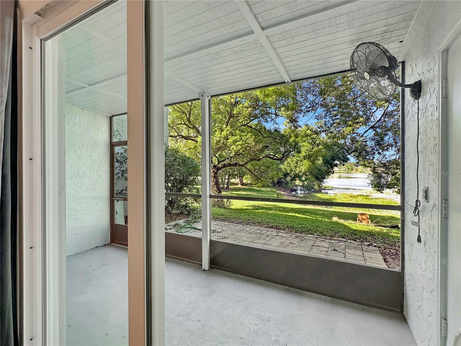 Image 10 of 13 For 4126 Plantation Cove Drive 304