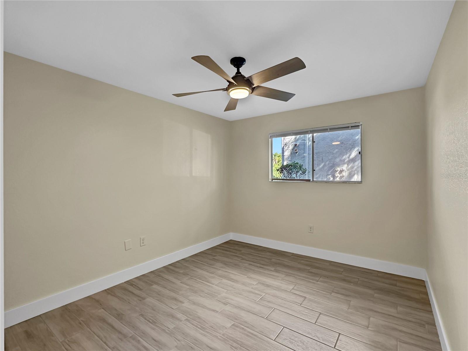 Image 6 of 13 For 4126 Plantation Cove Drive 304