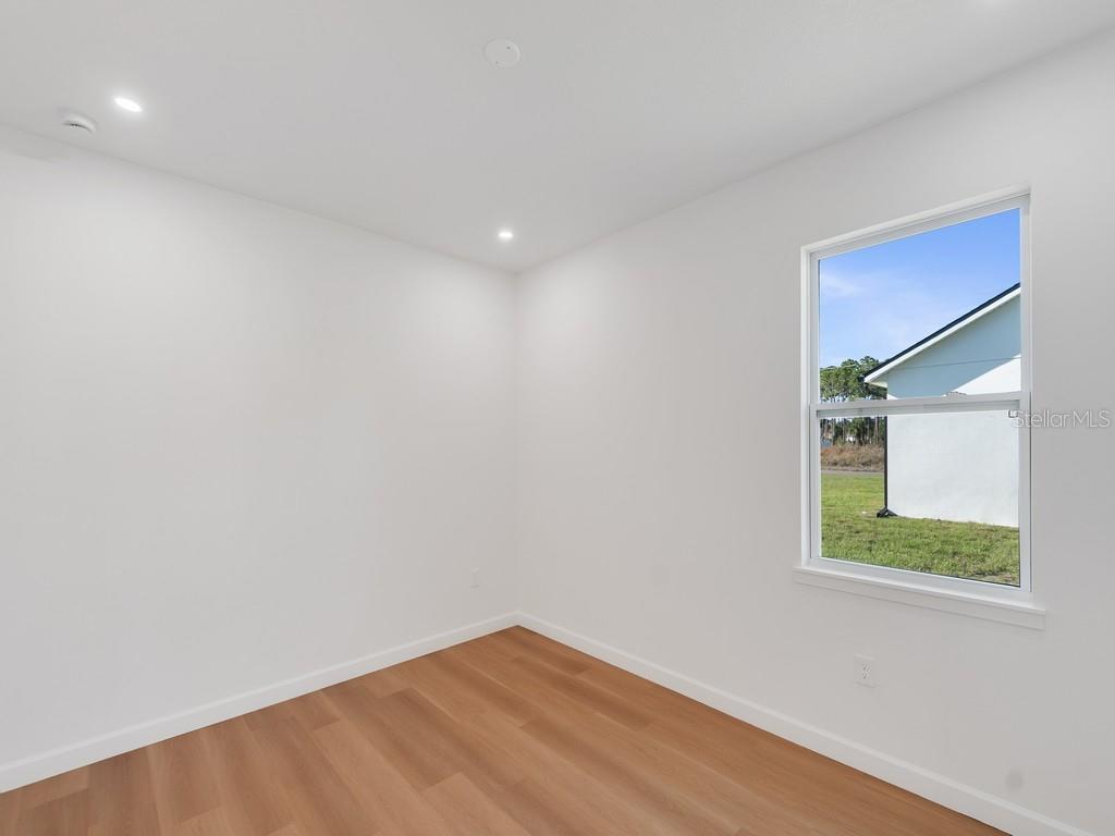Image 18 of 21 For 2618 De Groodt Road Sw