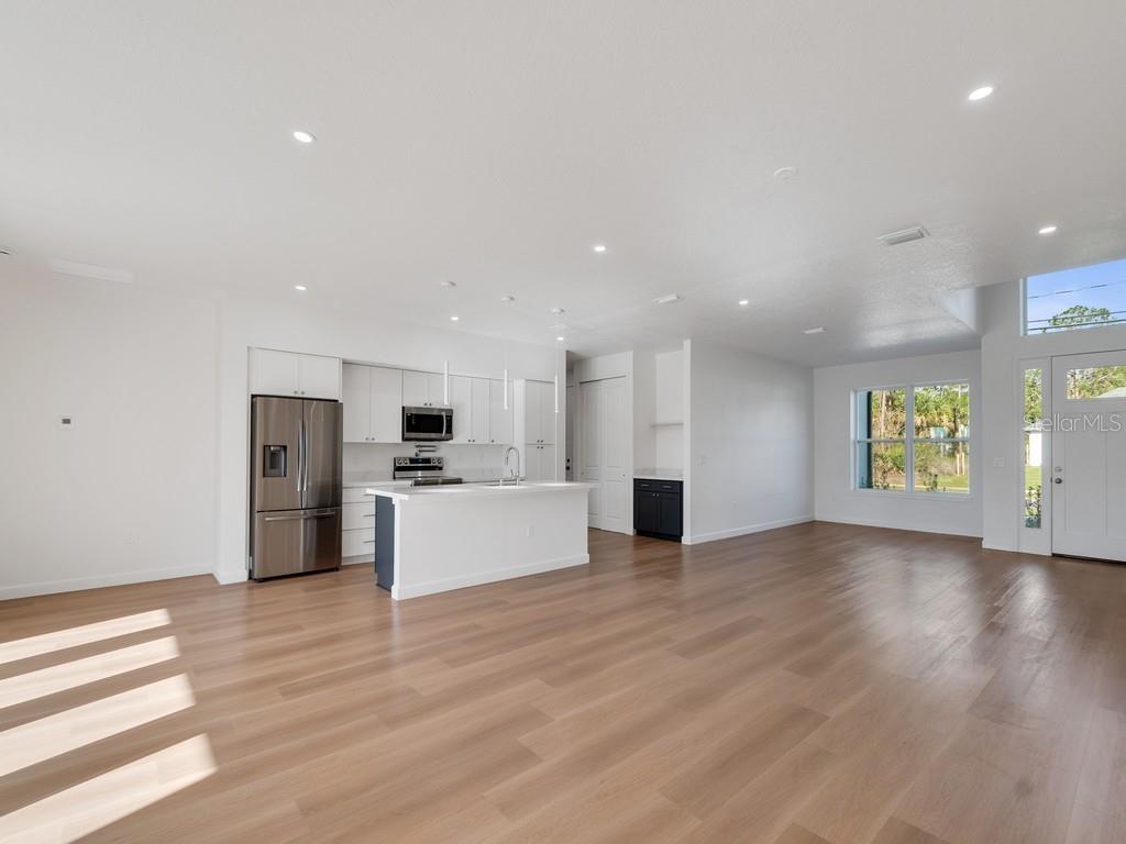 Image 7 of 21 For 2618 De Groodt Road Sw