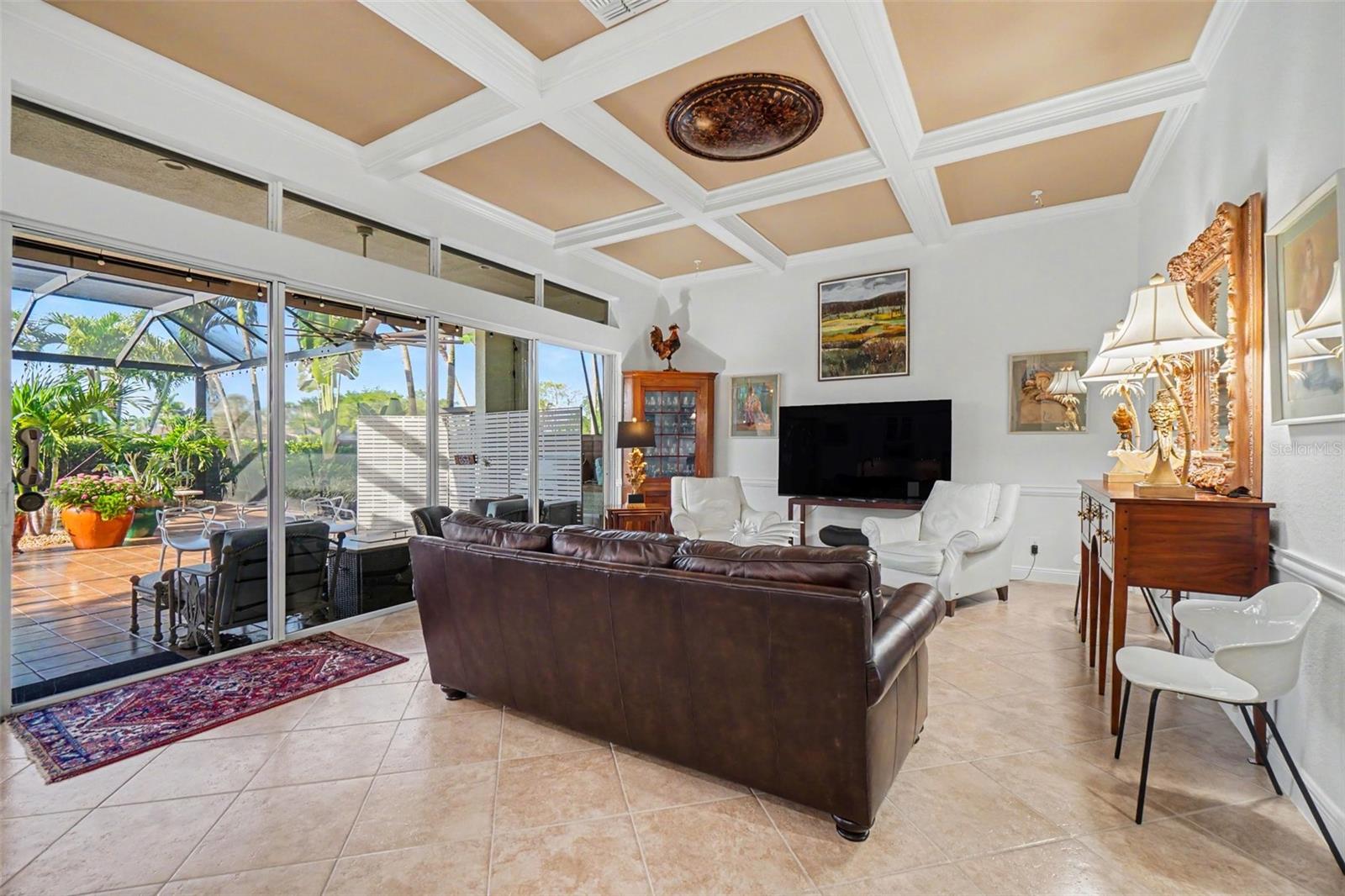 Image 11 of 45 For 8620 El Mirasol Court