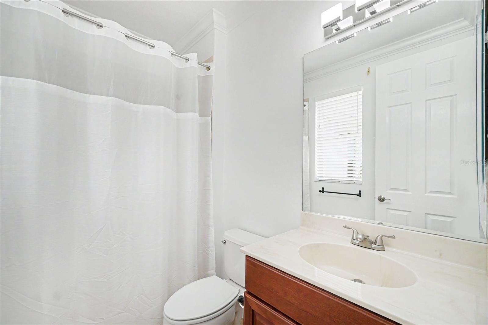 Image 32 of 45 For 8620 El Mirasol Court
