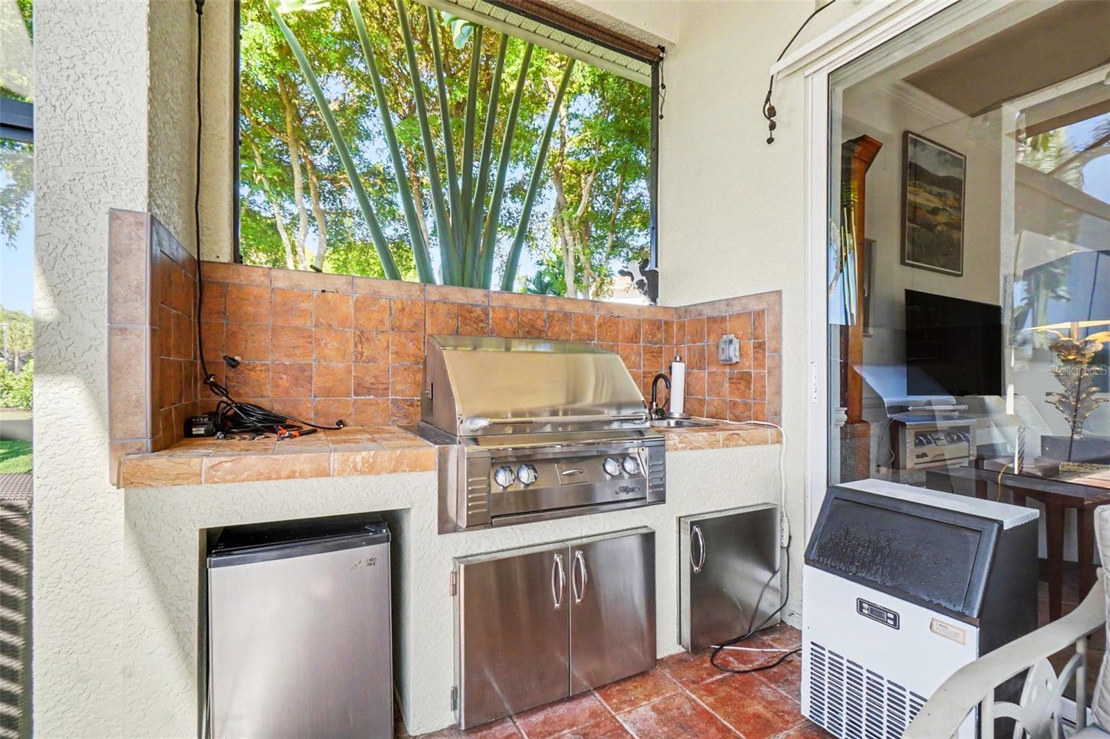 Image 38 of 45 For 8620 El Mirasol Court