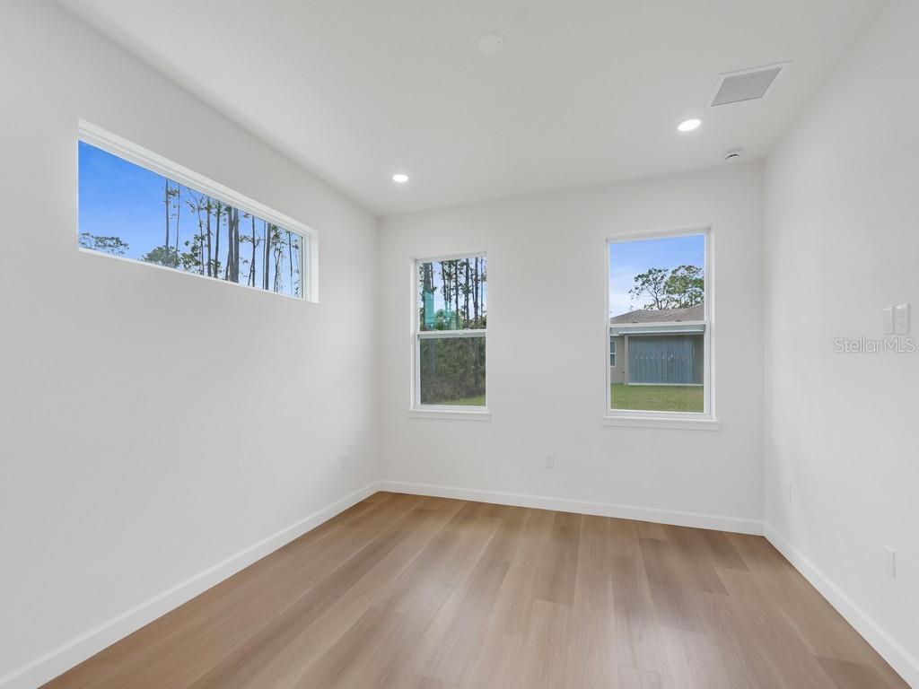 Image 13 of 22 For 2634 De Groodt Road Sw