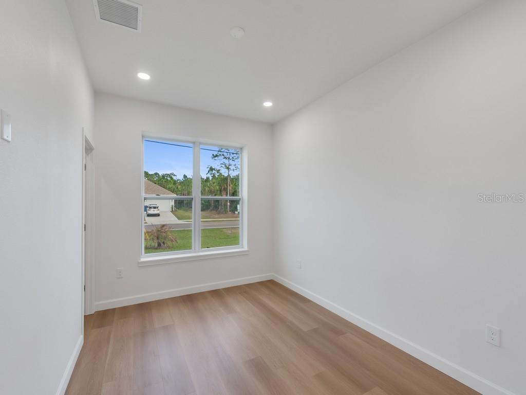 Image 17 of 22 For 2634 De Groodt Road Sw