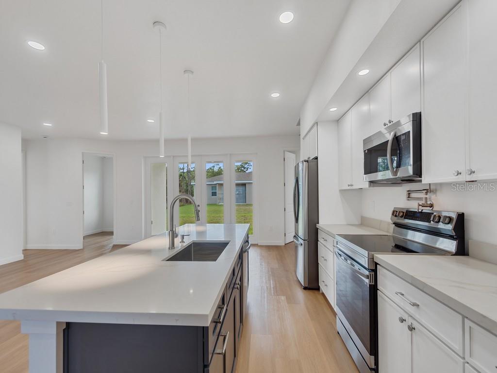 Image 4 of 22 For 2634 De Groodt Road Sw