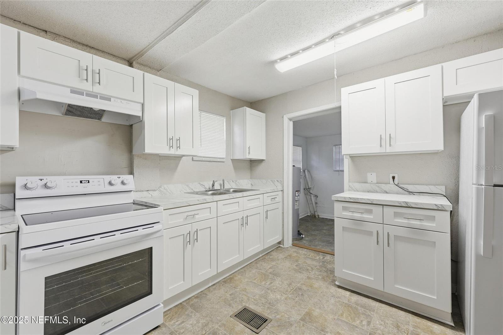 Image 12 of 31 For 1217 29th Street