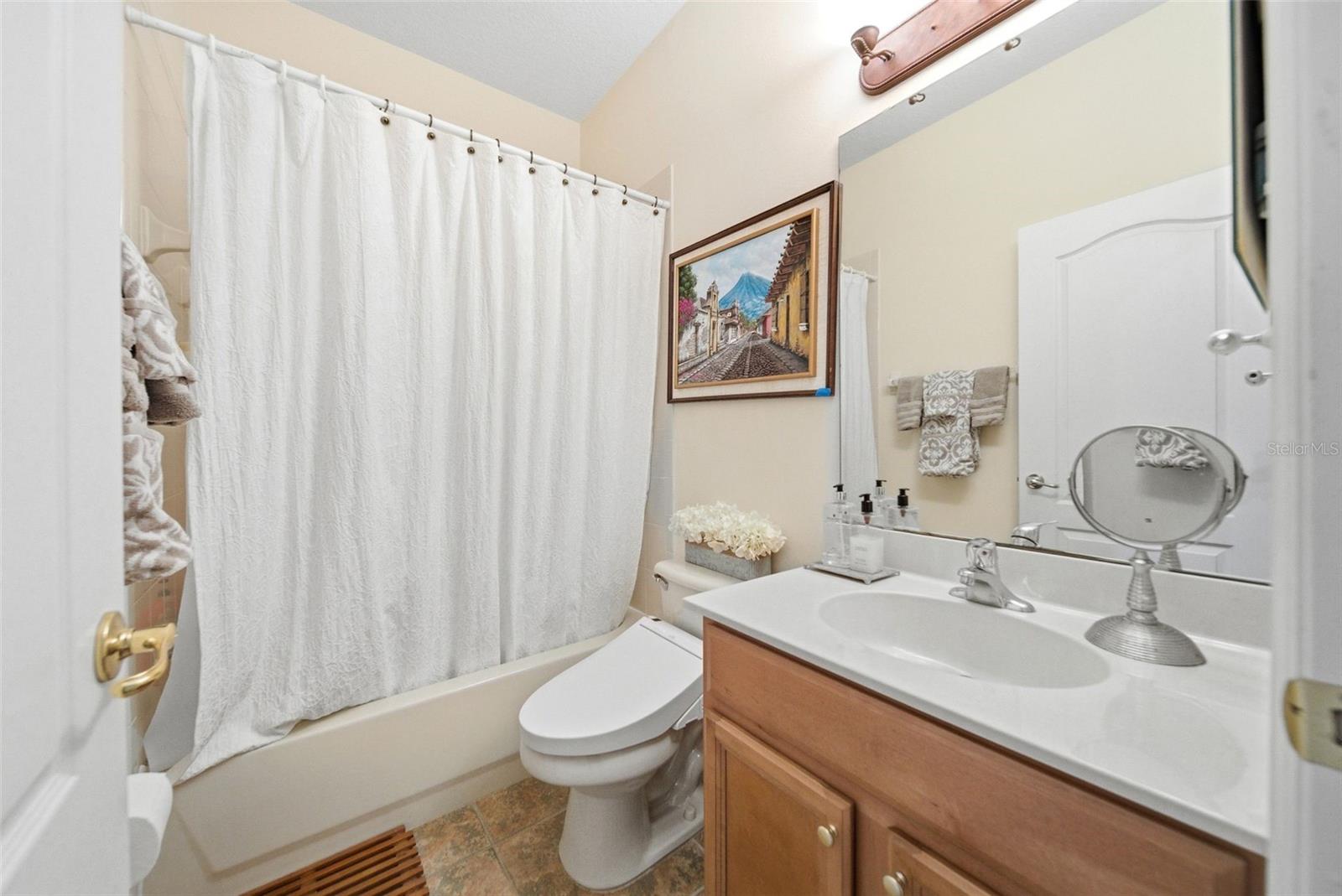 Image 31 of 44 For 9902 Nokay Drive