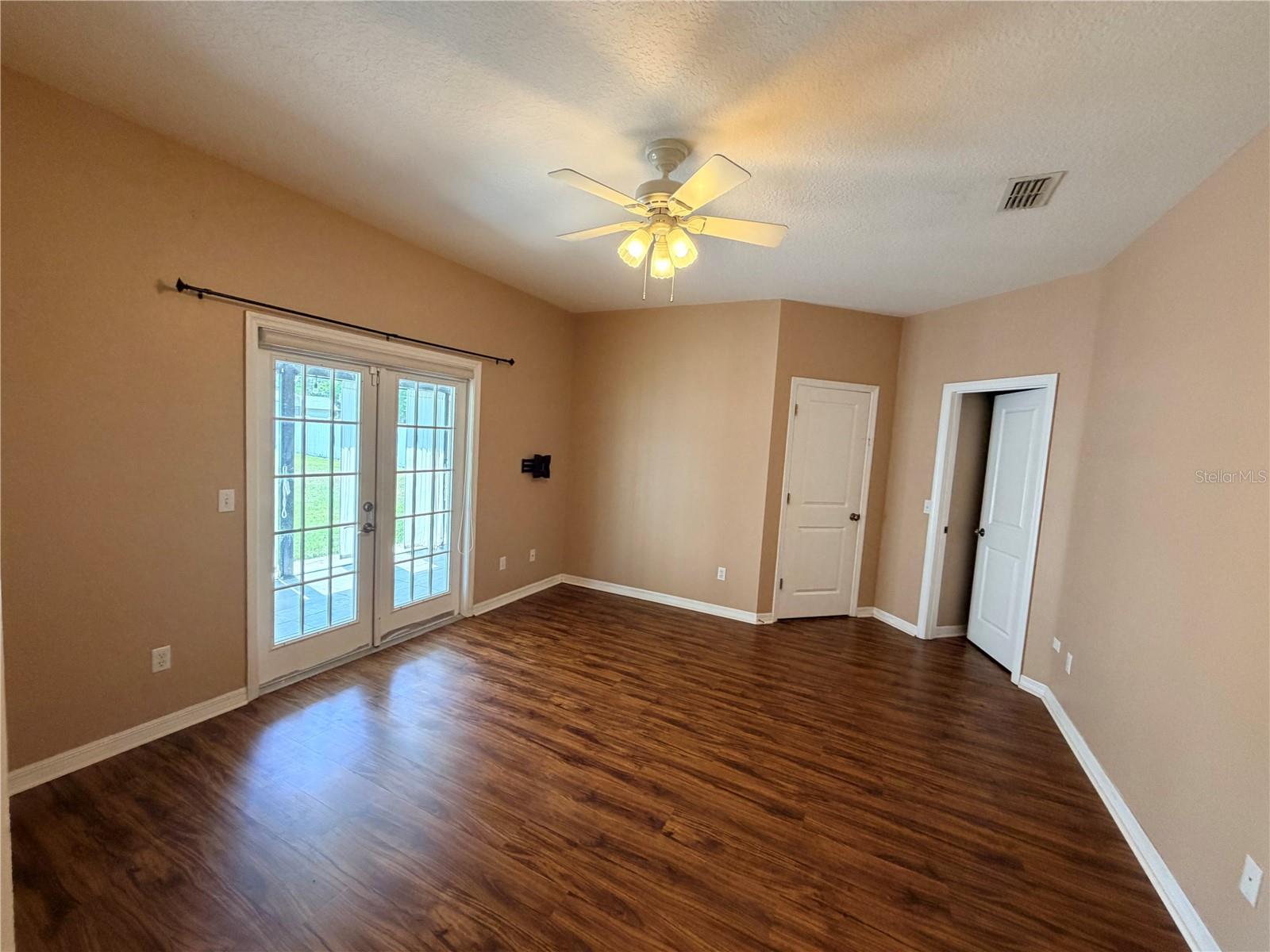 Image 9 of 54 For 1799 Harbor Boulevard