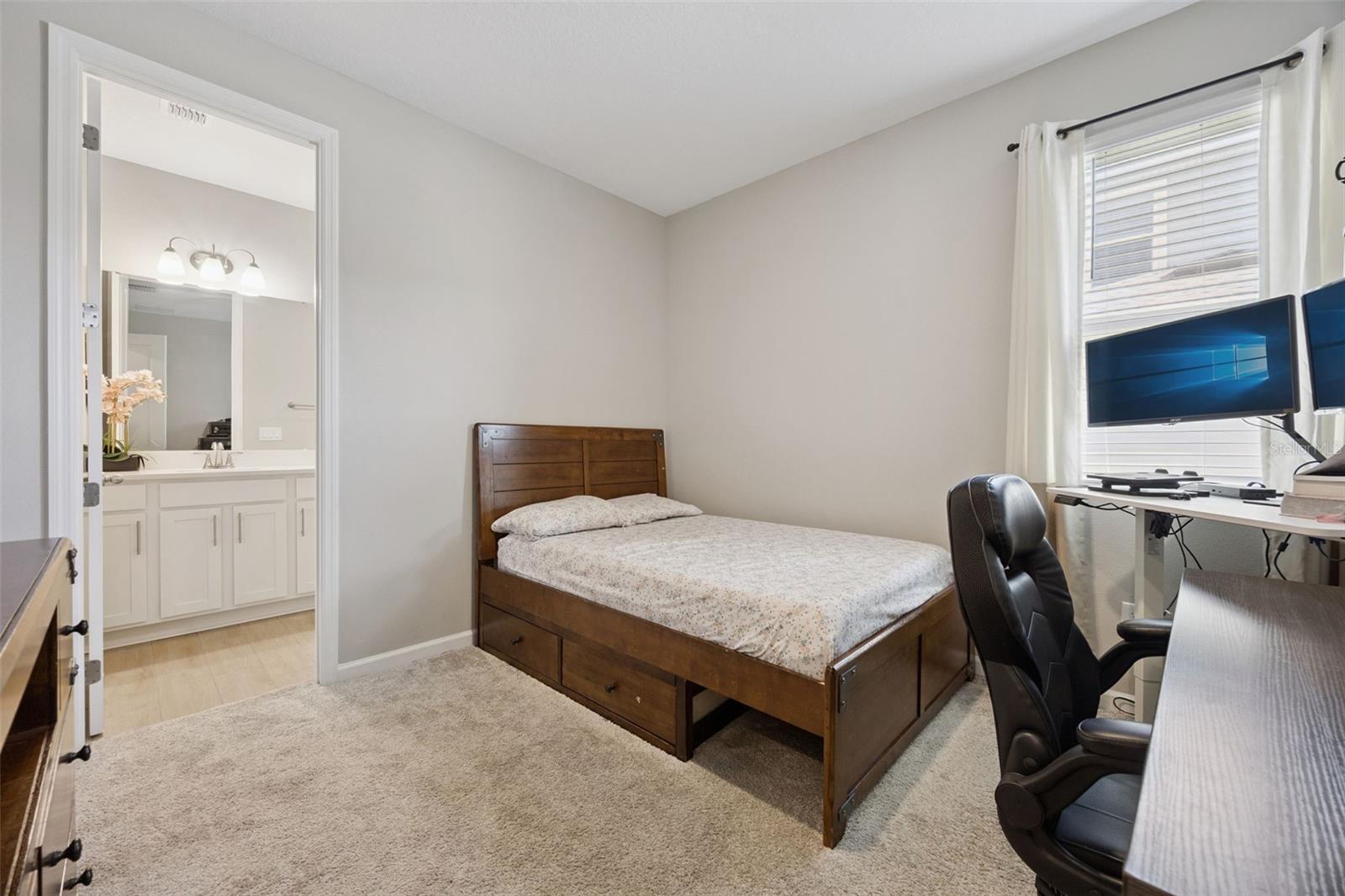 Image 15 of 33 For 10053 Spring Lake Drive
