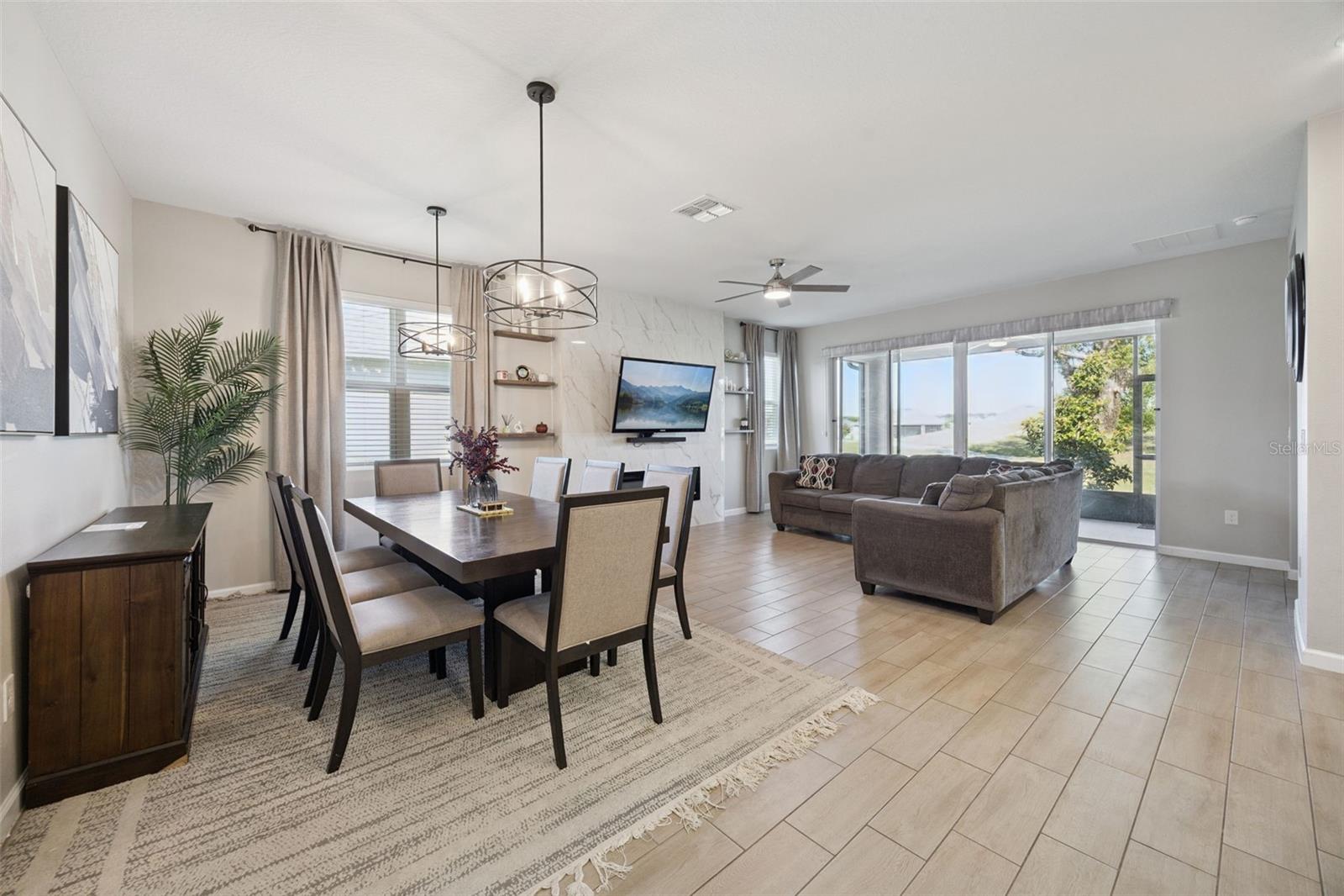Image 4 of 33 For 10053 Spring Lake Drive