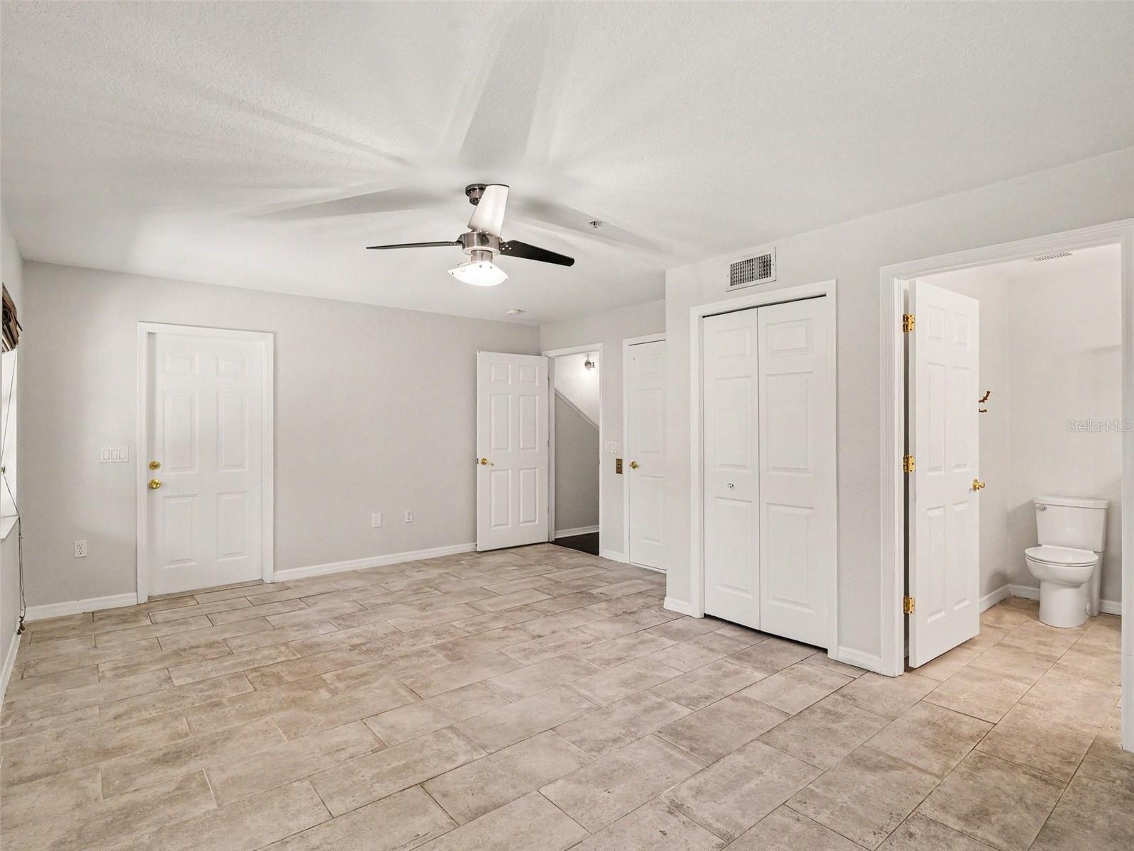 Image 16 of 33 For 3325 10th Lane W