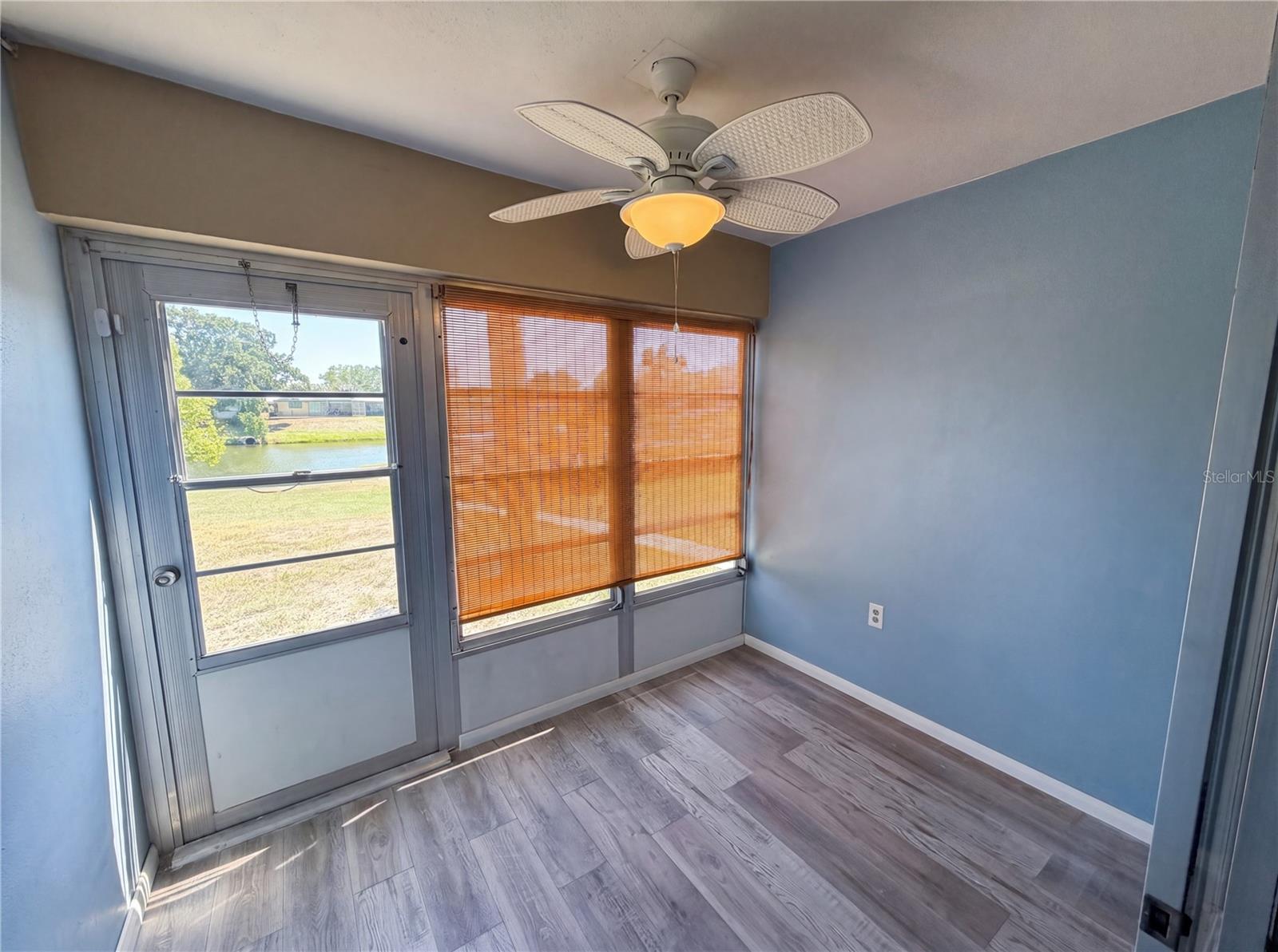 Image 22 of 25 For 1303 Hercules Avenue 6
