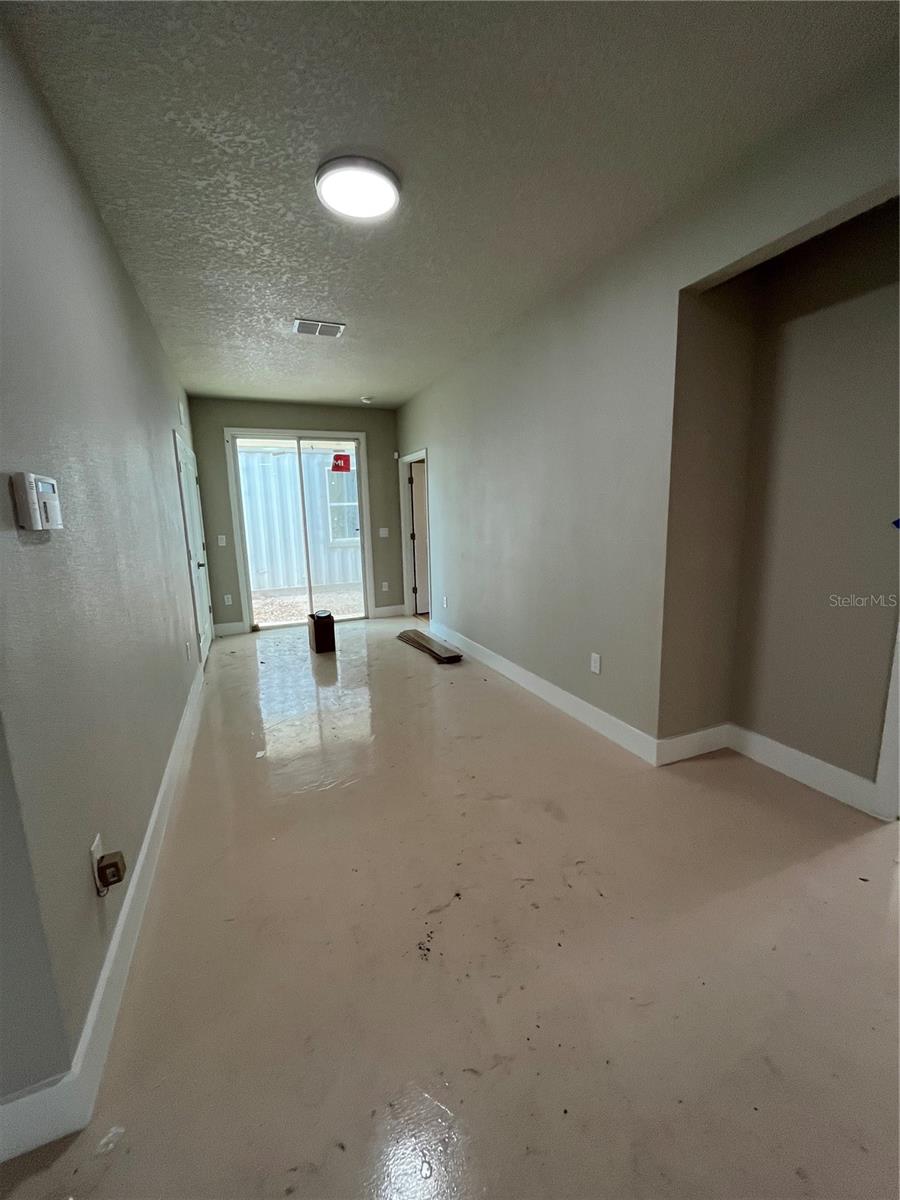 Image 17 of 23 For 1042 36th Street