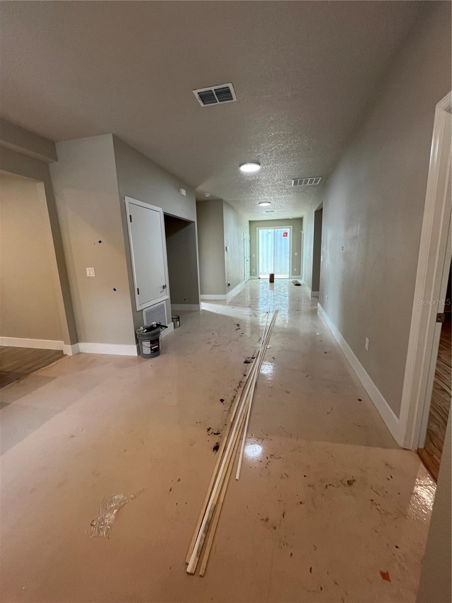 Image 3 of 23 For 1042 36th Street