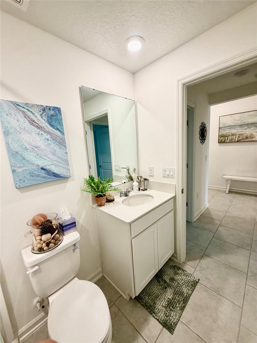 Image 11 of 39 For 9347 Revere Avenue