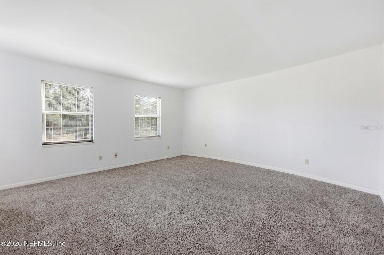 Image 22 of 52 For 8153 Sutton Place N