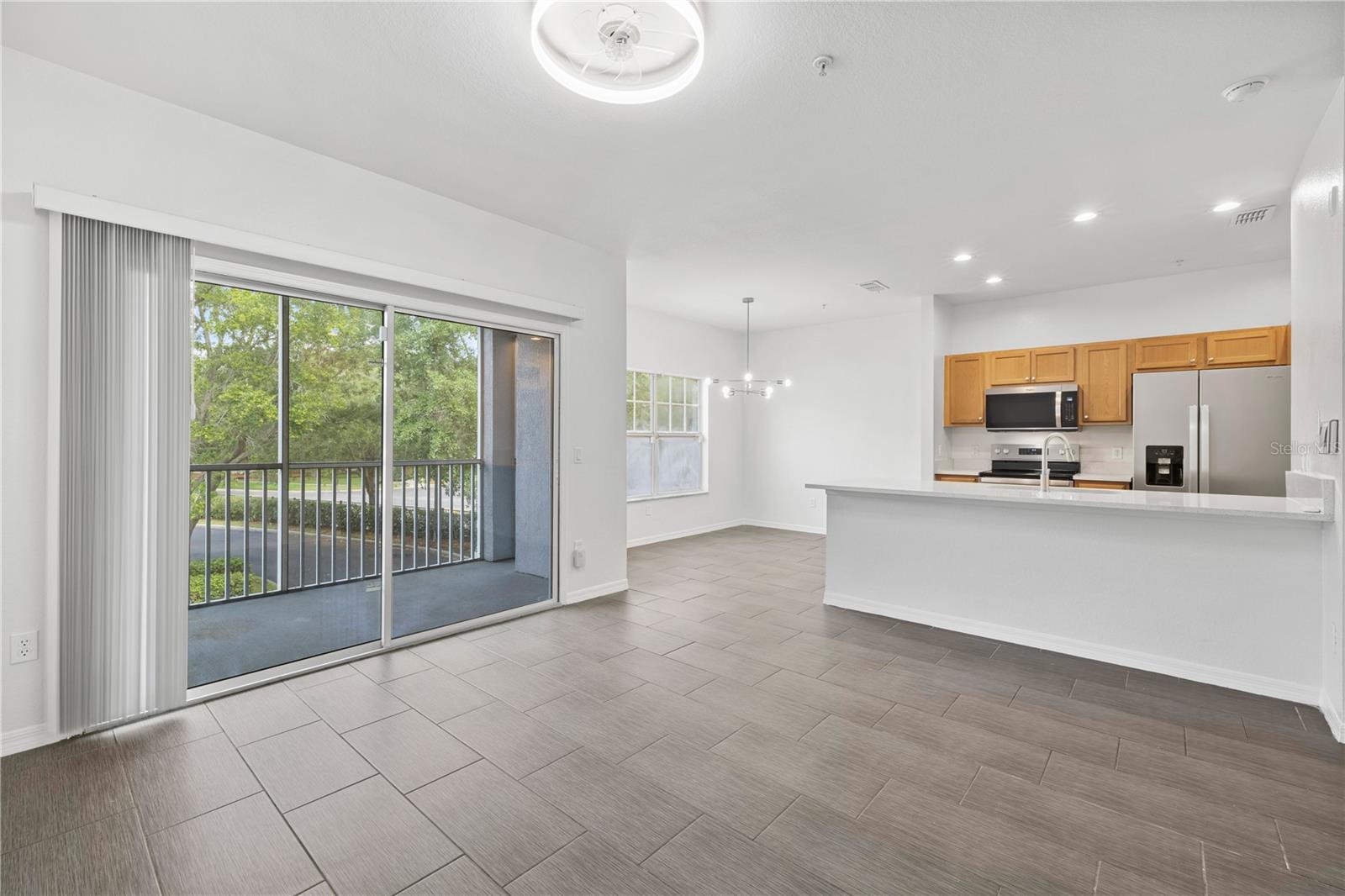 Image 6 of 51 For 2442 Grand Central Parkway 2