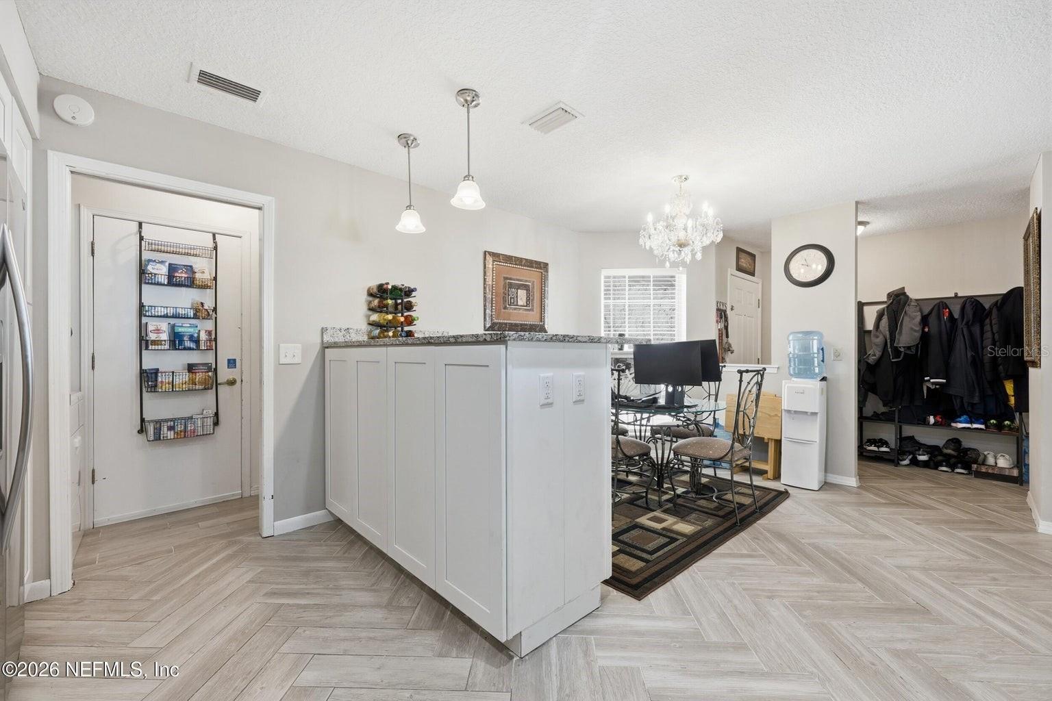 Image 11 of 33 For 10155 Brookwood Forest Boulevard