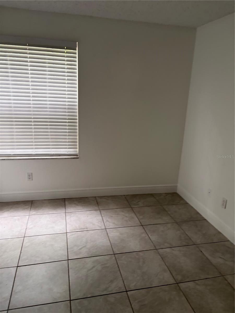 Image 8 of 14 For 2717 Poinciana Boulevard 169
