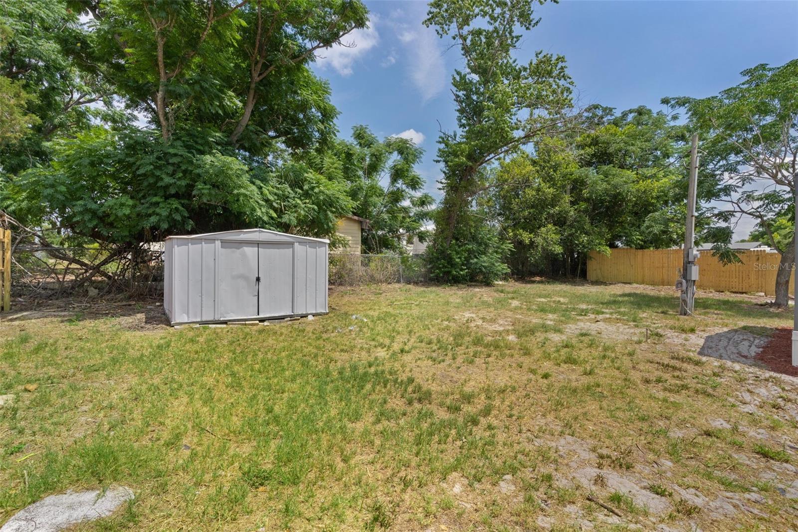 Image 37 of 39 For 33514 Luana Court