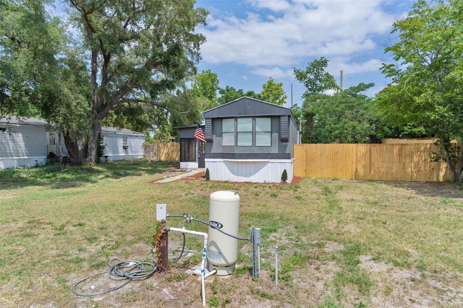 Image 6 of 39 For 33514 Luana Court
