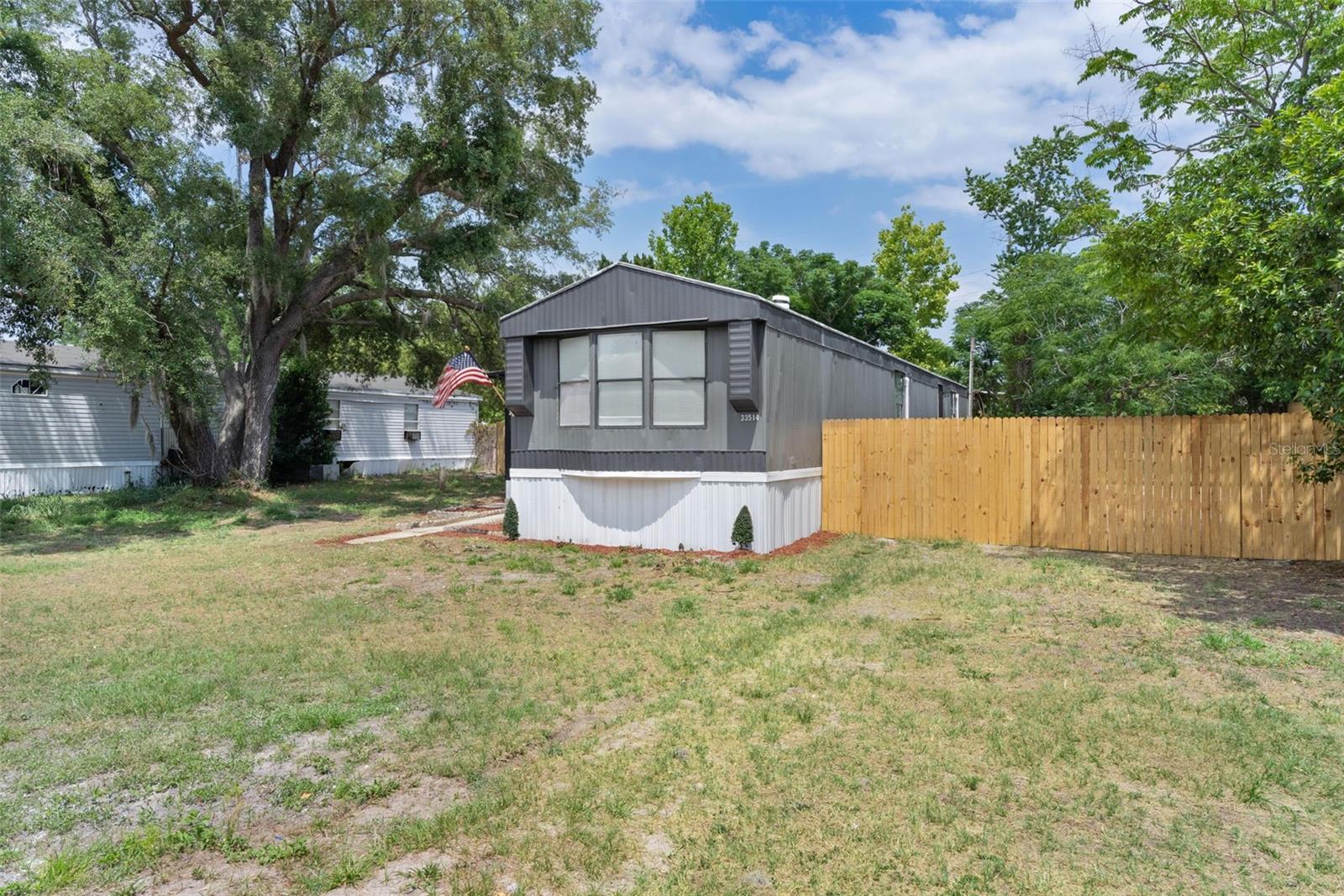 Image 7 of 39 For 33514 Luana Court