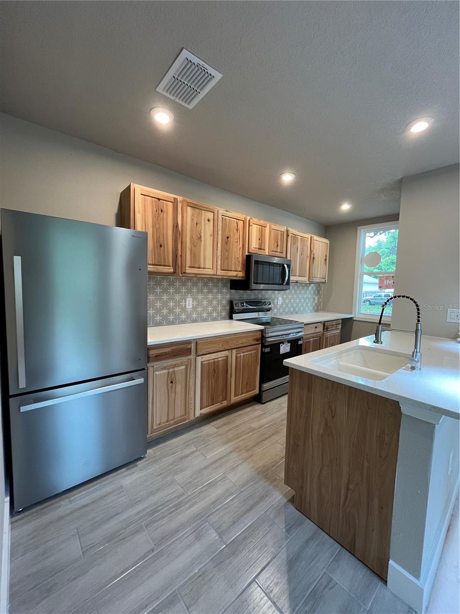 Image 4 of 15 For 3609 Woods Street