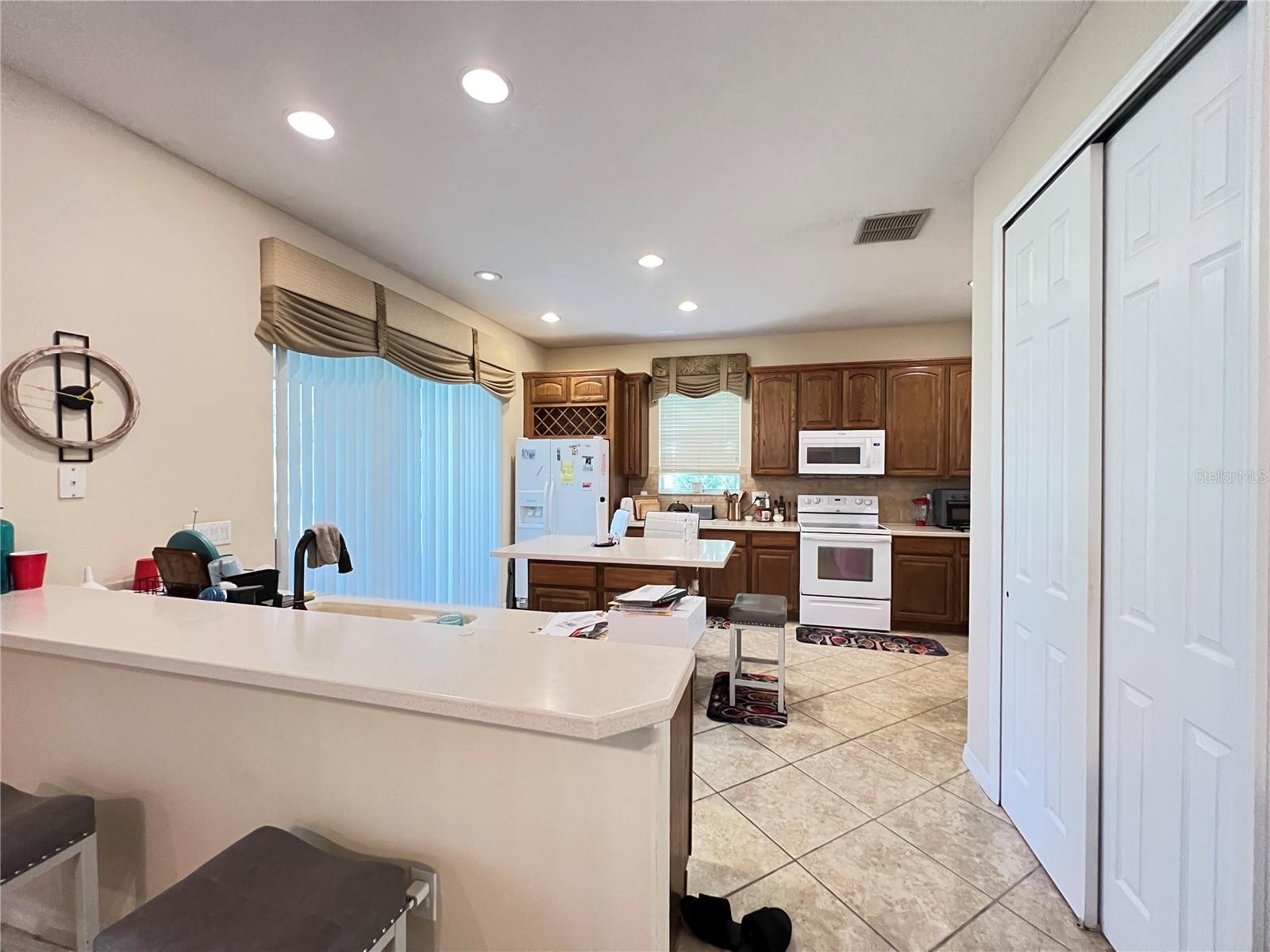 Image 11 of 52 For 1607 Tail Feather Drive