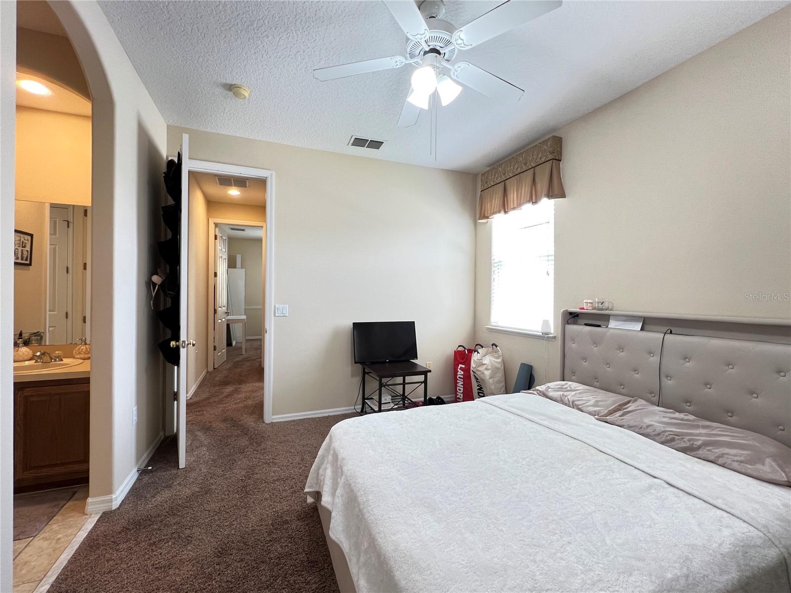 Image 33 of 52 For 1607 Tail Feather Drive