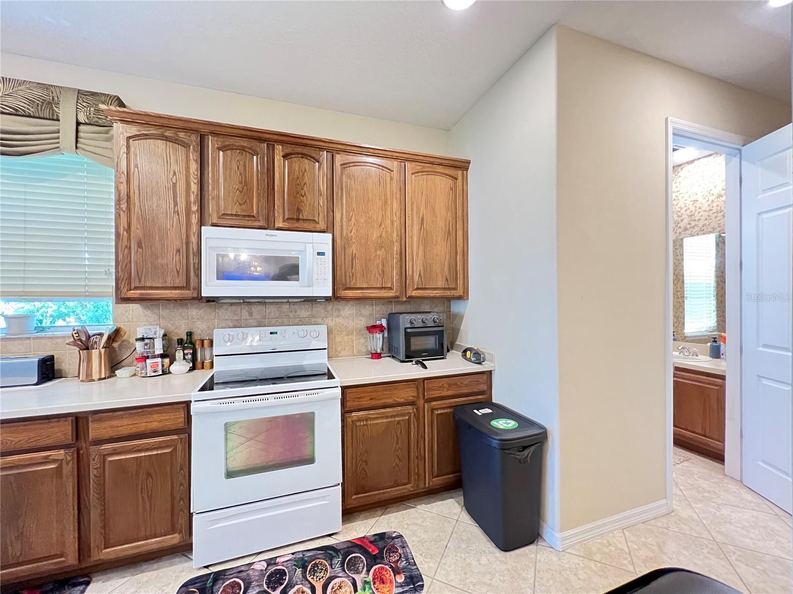 Image 6 of 52 For 1607 Tail Feather Drive