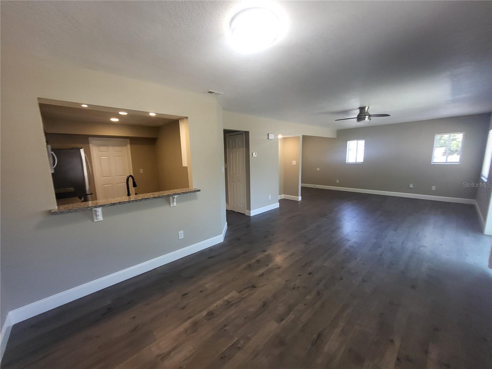 Image 7 of 22 For 7238 Harbor Heights Circle