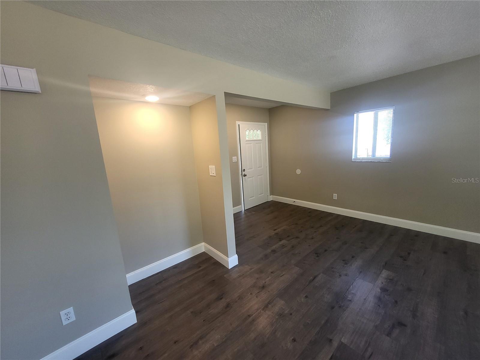 Image 9 of 22 For 7238 Harbor Heights Circle