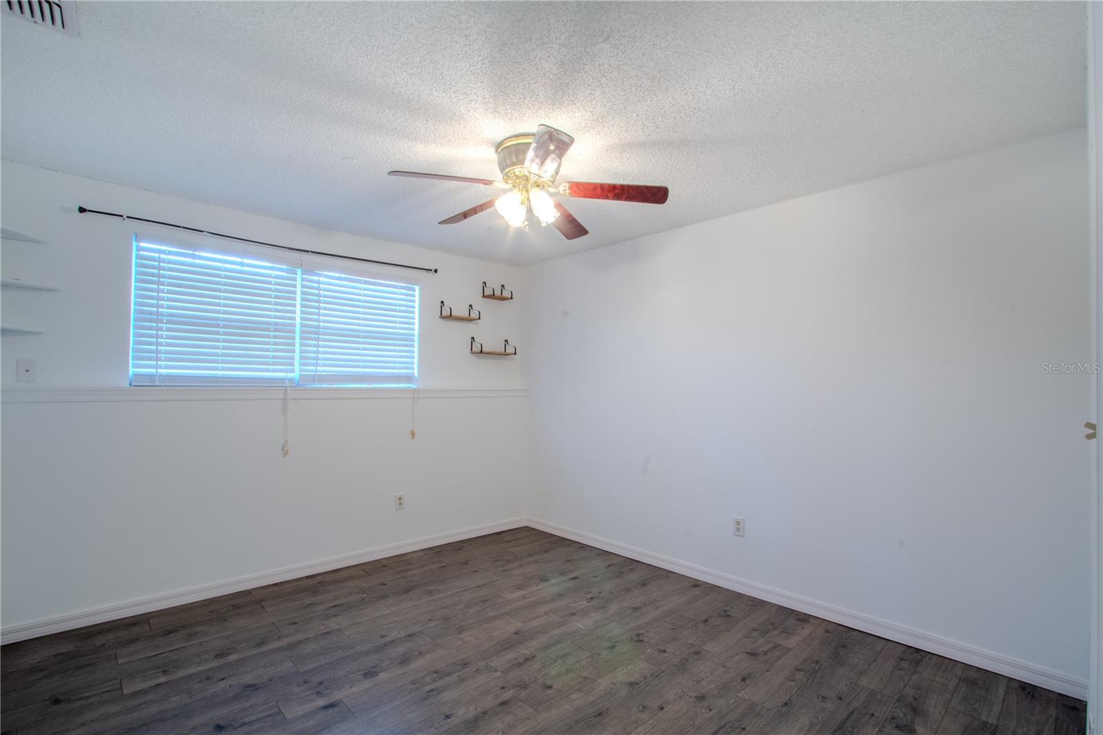 Image 10 of 19 For 2614 Crest Drive