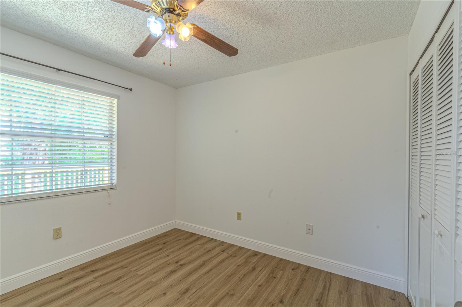 Image 17 of 19 For 2614 Crest Drive