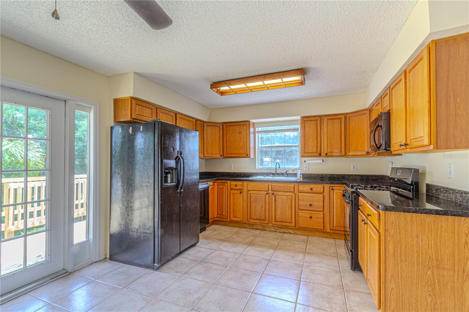 Image 4 of 19 For 2614 Crest Drive