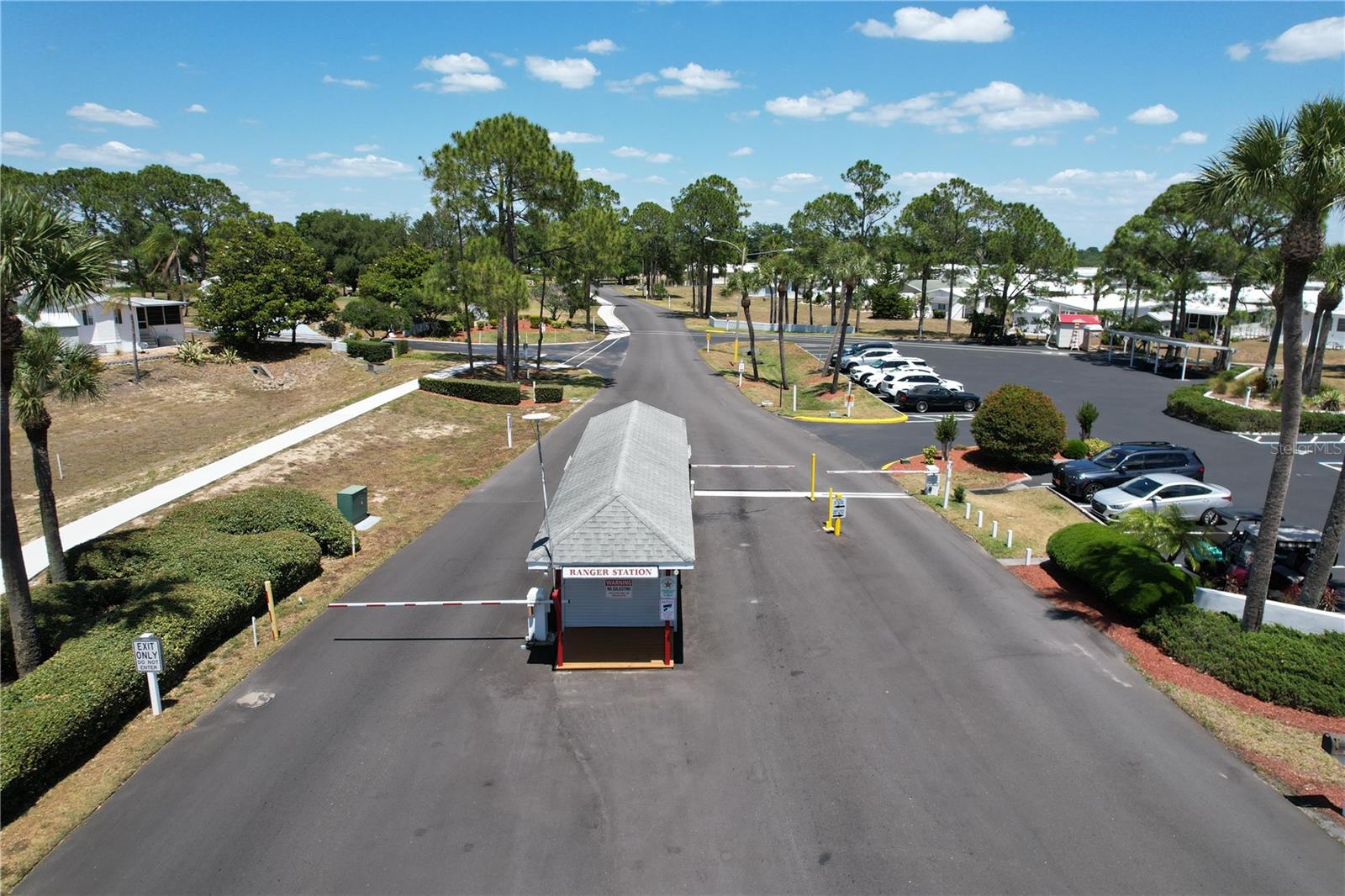 Image 40 of 57 For 42769 Highway 27  174