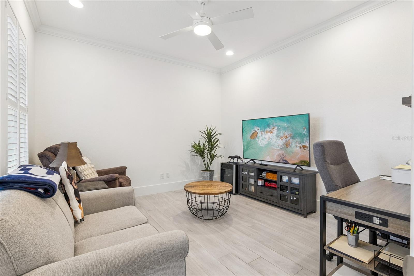 Image 20 of 53 For 8720 Reymont Street